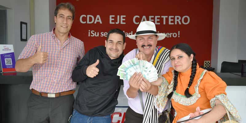 Entregamos premio dos millones de pesos en CDA Eje Cafetero